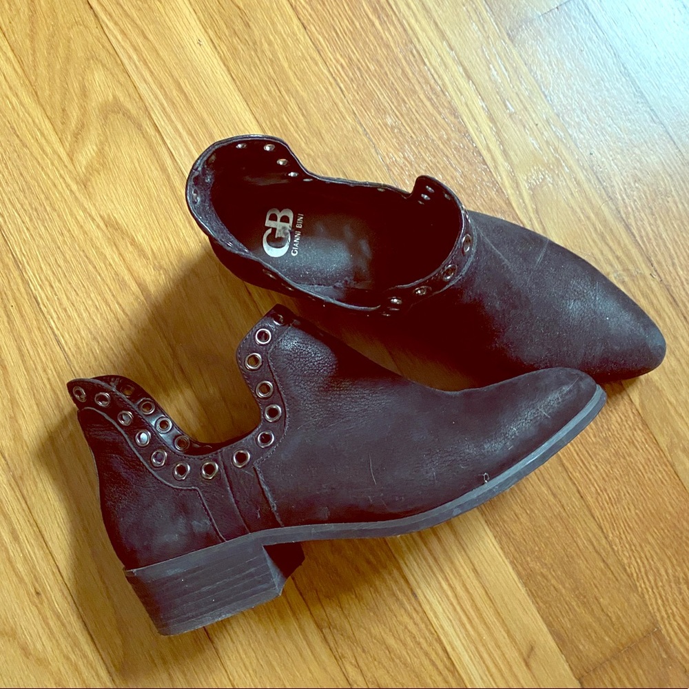 Black leather Gianni bini ankle booties